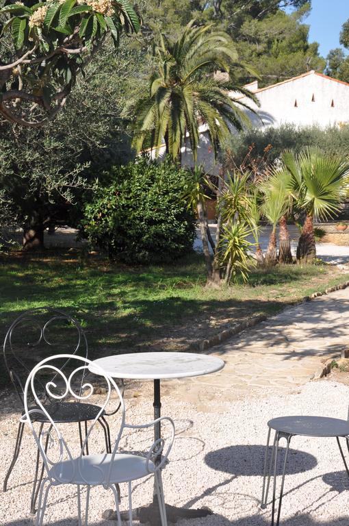 Hotel Du Cote De Chez Soi La Ciotat Zimmer foto